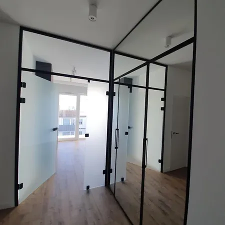 Biznes Metro Bielany דירה ורשה