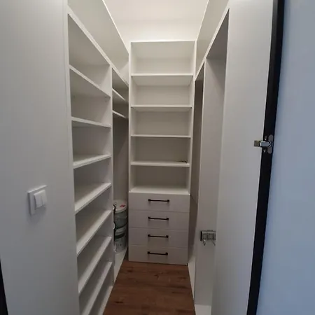 Biznes Metro Bielany Apartment Warsaw