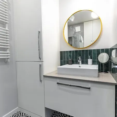 Biznes Metro Bielany Apartment Warsaw